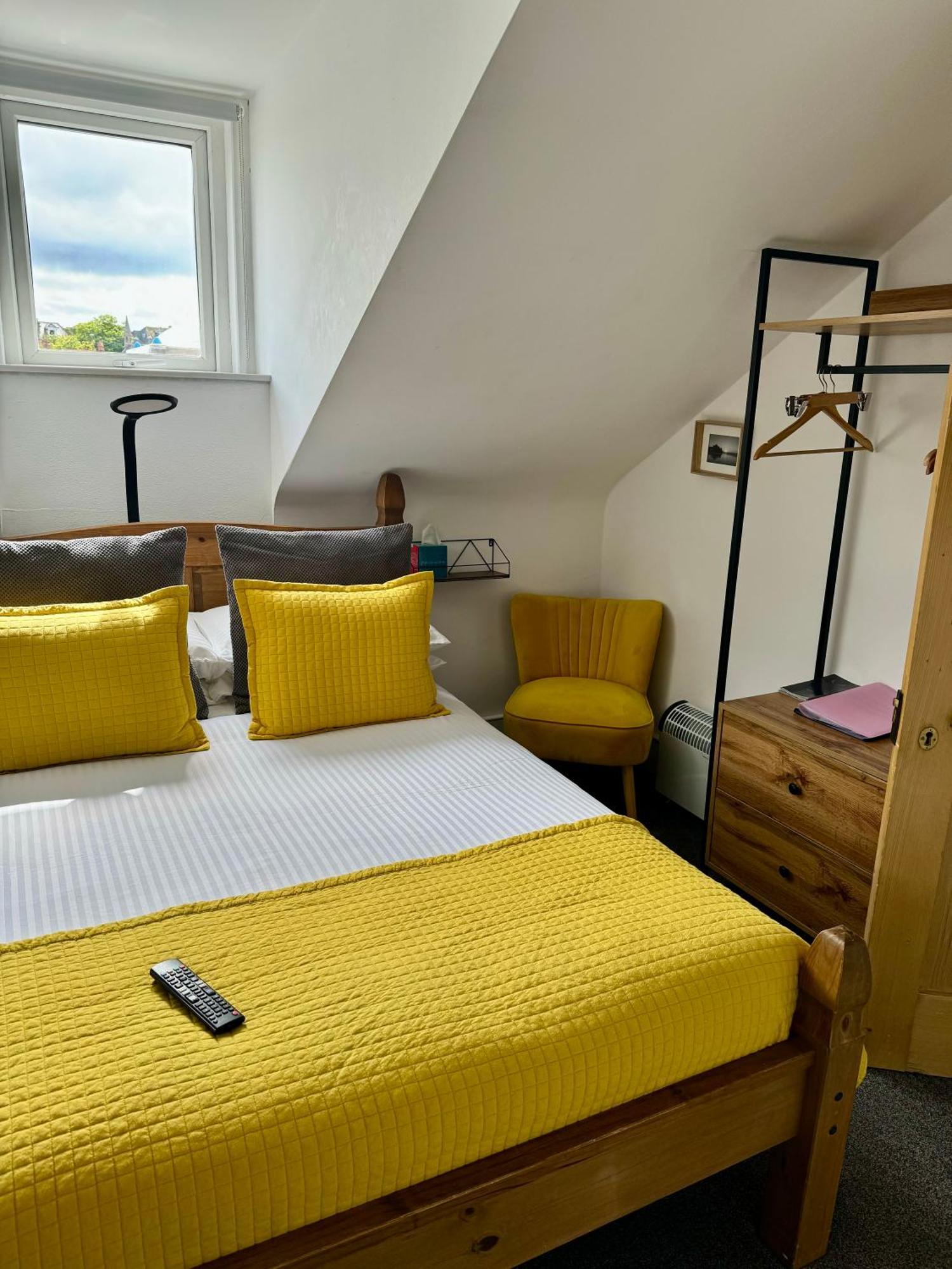 Pierremont En-Suite Rooms Бродстерс Екстер'єр фото